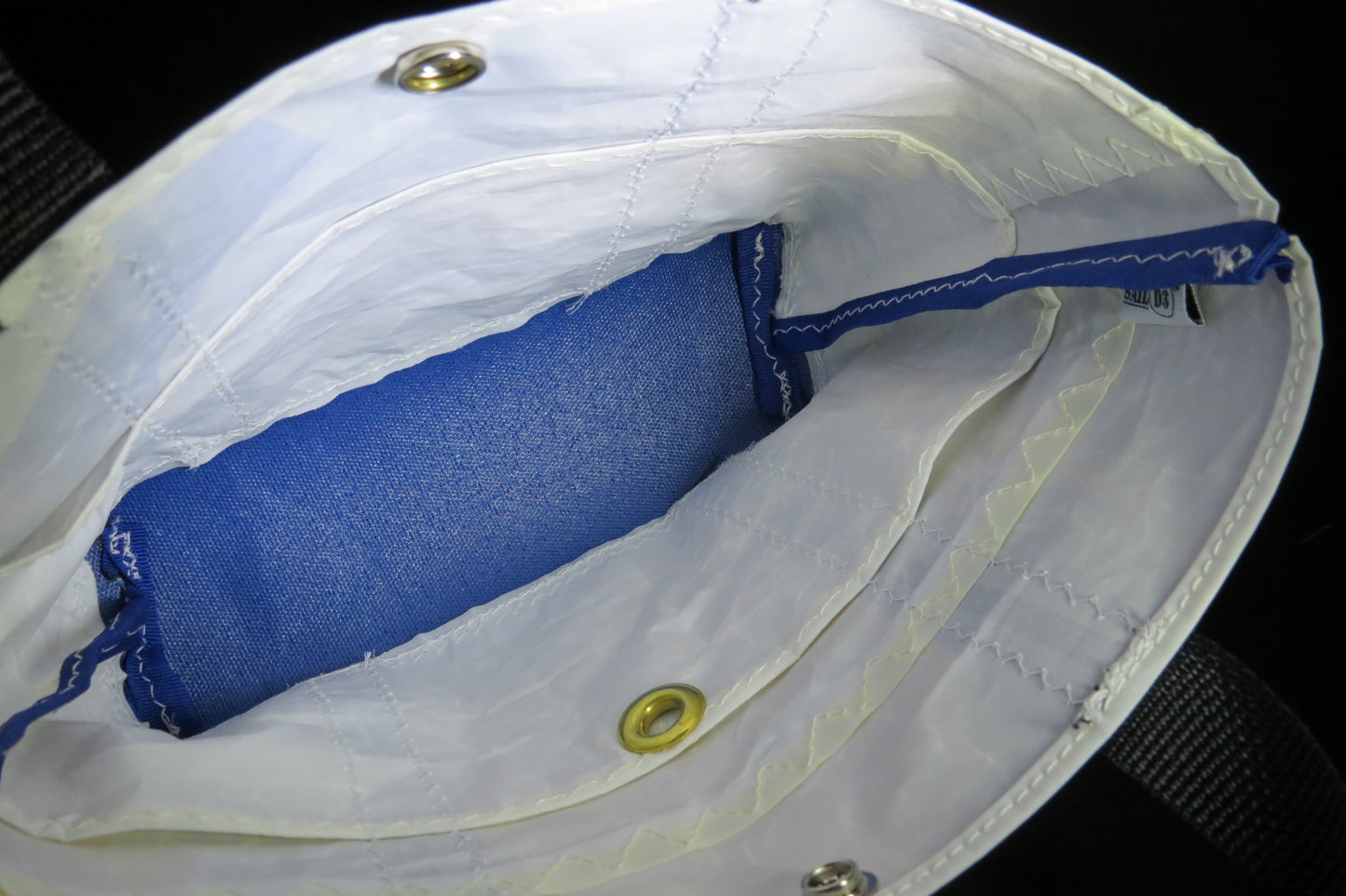 Small Snap Sail Tote Blue 2