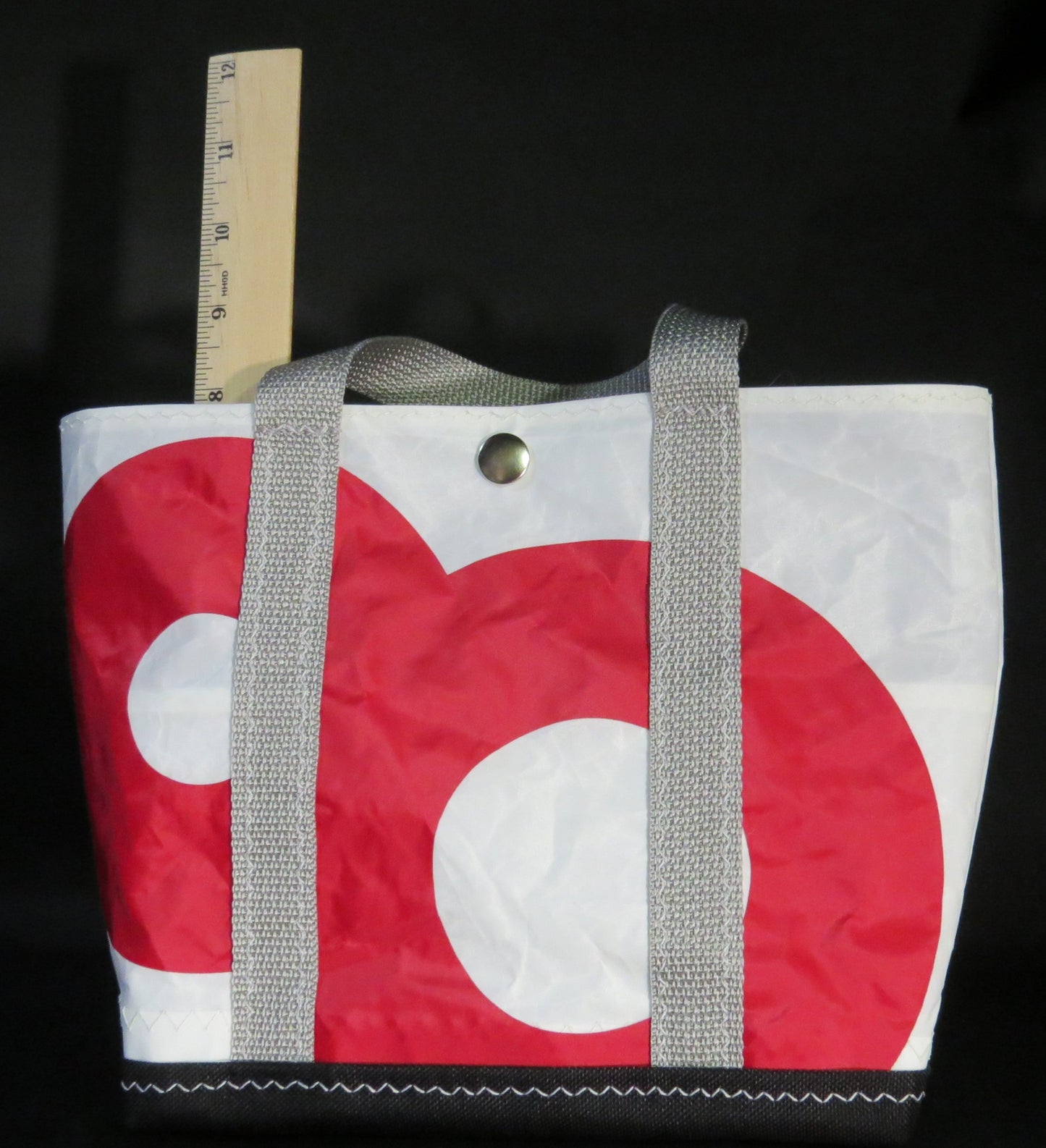 Small Snap Sail Tote Red 8