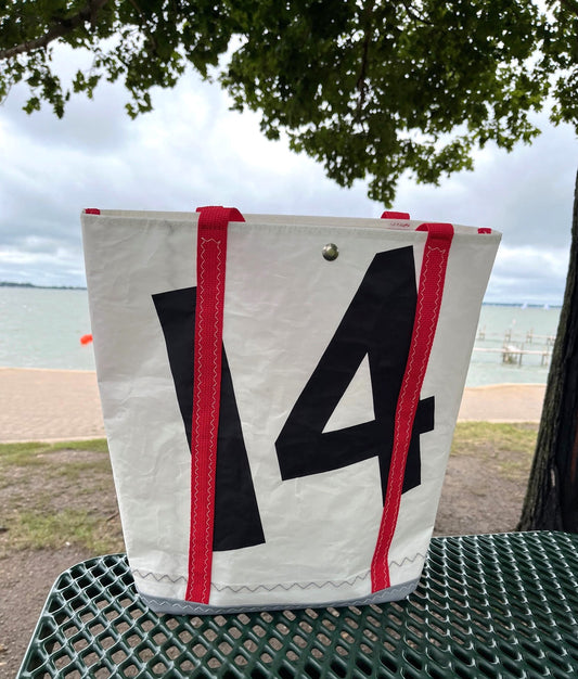 Medium 14 Snap Sail Tote
