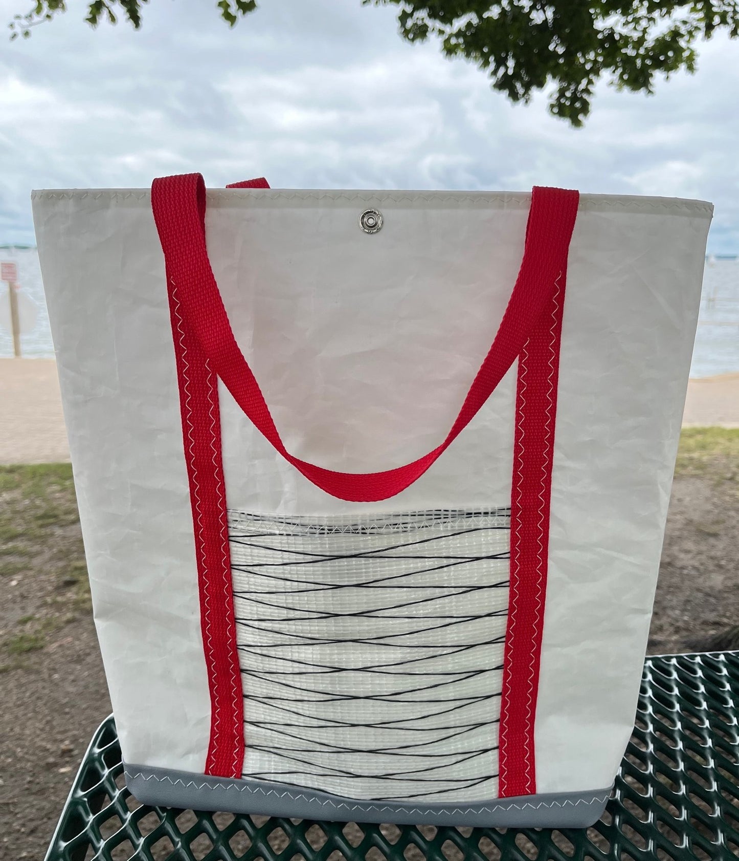 Medium 3 Snap Sail Tote