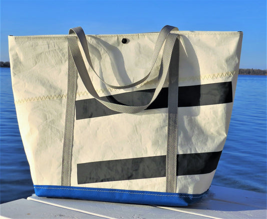 Large Black 11 Snap Sail Tote